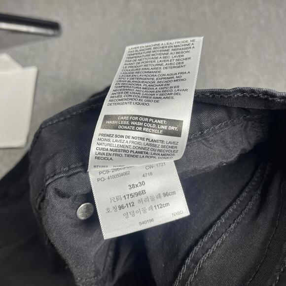 NWT Levi's Signature Gold Men’s 38 x 30 Athletic Flex Black Levi Jean pants NEW - Picture 7 of 7